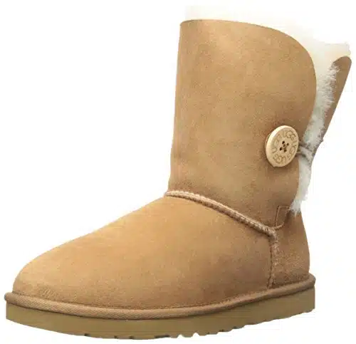 UGG Australia Women's Bailey Button Chestnut   B(M) US